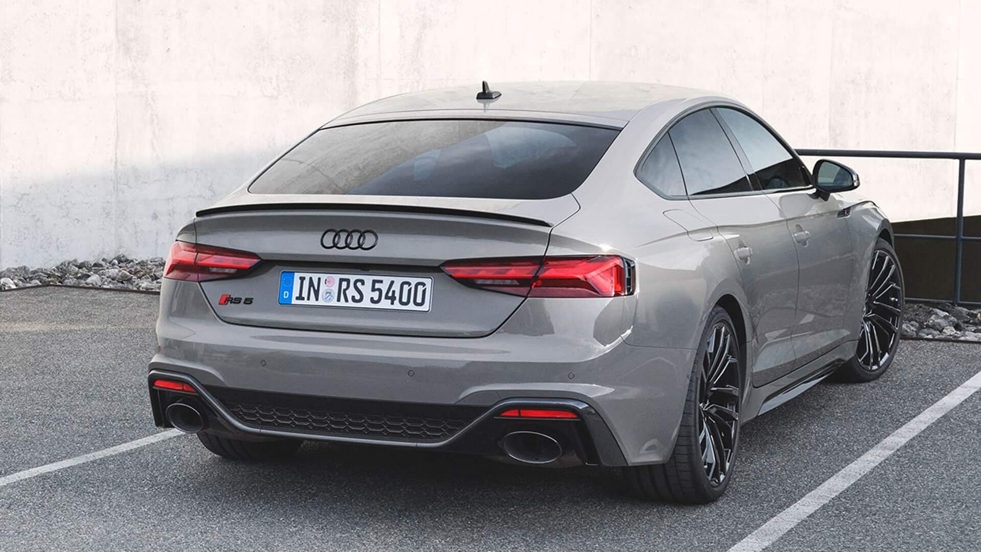 2021 Audi RS 5 Sportback | احجز موعد لتجربة القيادة | Audi الكويت